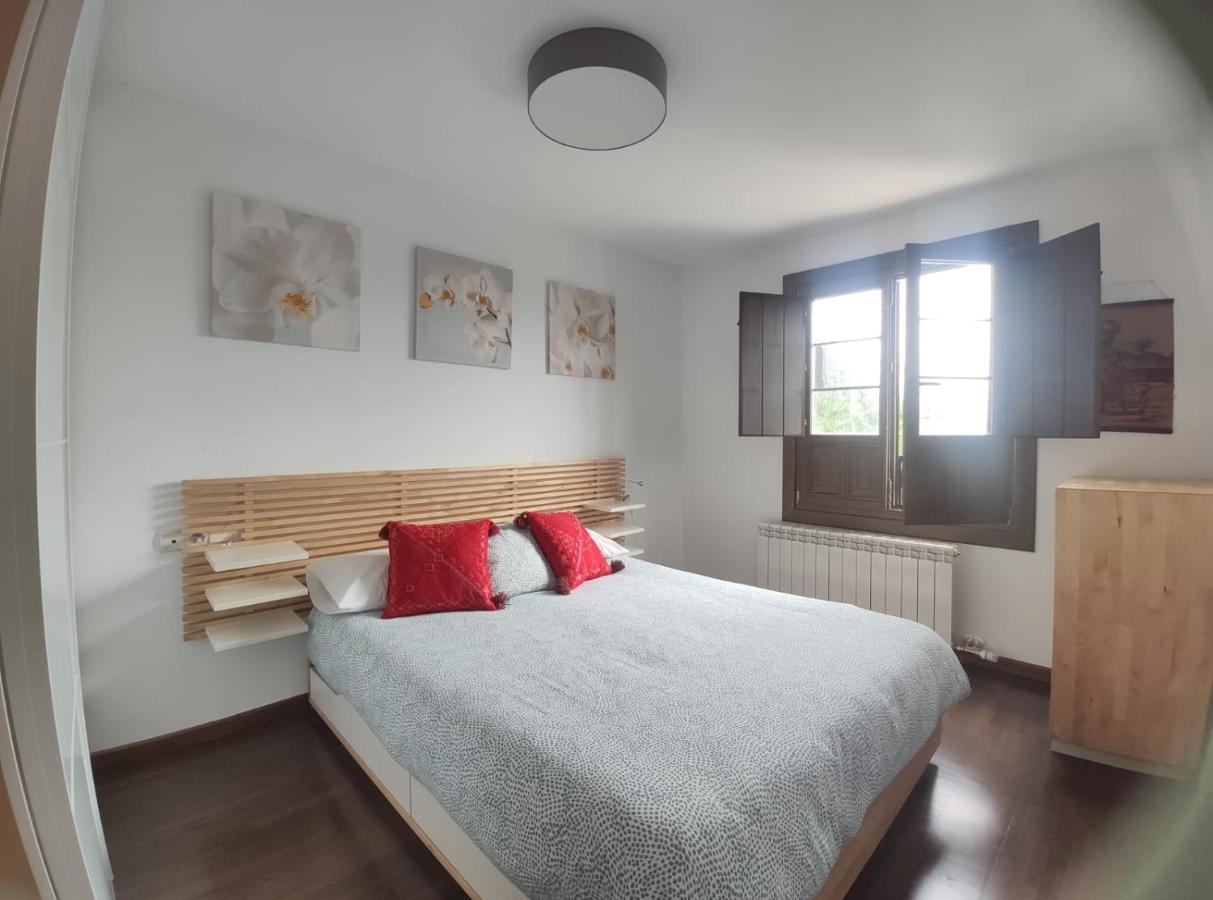 Ananda Apartment *